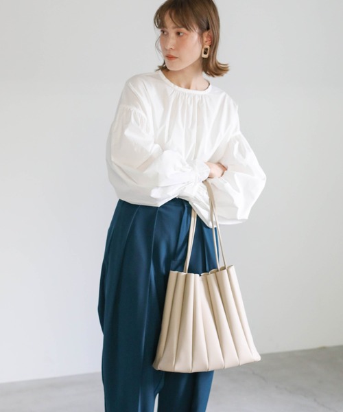 select MOCA(セレクトモカ)の「ニュアンスデザインカヌレバッグ(ショルダーバッグ・レディース・アイボリー/ライトブラウン/ブラック・FREE)」の10枚目の写真