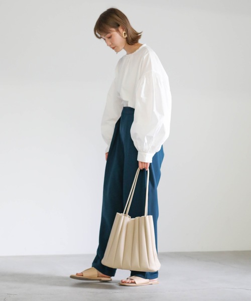 select MOCA(セレクトモカ)の「ニュアンスデザインカヌレバッグ(ショルダーバッグ・レディース・アイボリー/ライトブラウン/ブラック・FREE)」の5枚目の写真