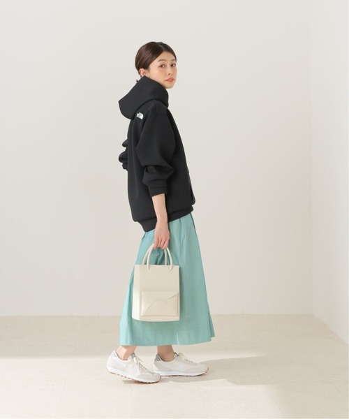 SLOBE IENA（スローブイエナ）の「【THE NORTH FACE/ノースフェイス】Tech Air Sweat Wide フードパーカー【洗濯機洗い可】（パーカー・レディース・チャコールグレー/グレー/ブラック・38）」の6枚目の写真