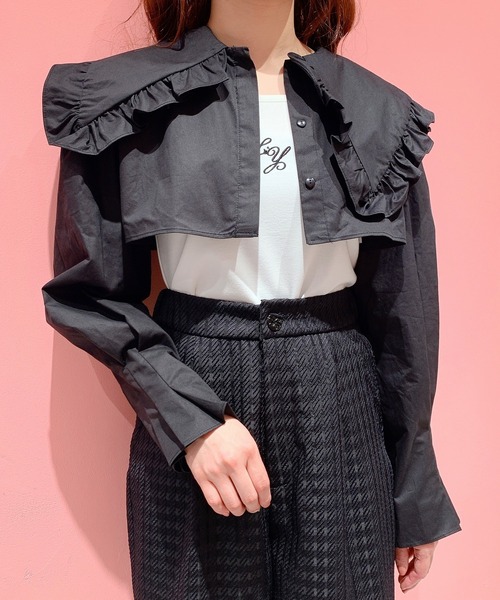 lilLilly（リルリリー）の「ショートシャツジャケット（シャツ/ブラウス・レディース・ホワイト/ブラック・FREE）」の3枚目の写真