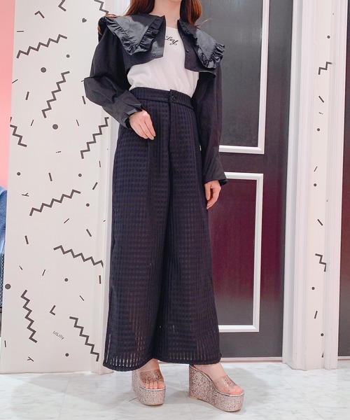 lilLilly（リルリリー）の「ショートシャツジャケット（シャツ/ブラウス・レディース・ホワイト/ブラック・FREE）」の5枚目の写真