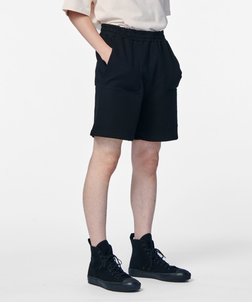 PIPING HOT FUTURE(パイピングホットフューチャー)の「TAPED SWEAT SHORT(スウェットパンツ・メンズ・ブラック・S/M/L/XL)」の5枚目の写真