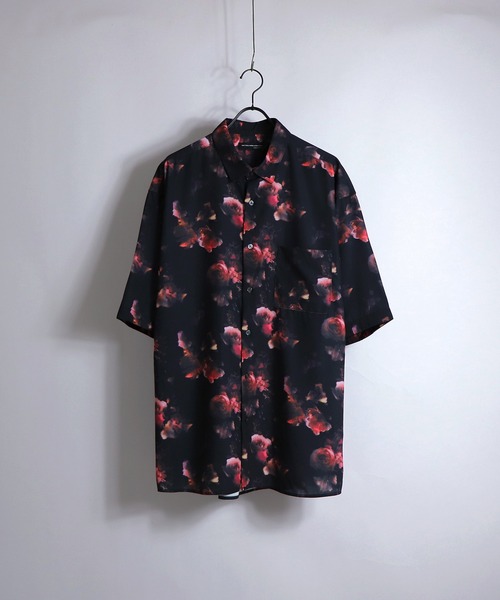 Confirm（コンファーム）の「ルーズシルエット 総柄 プリント 半袖シャツ 【Confirm】（シャツ/ブラウス・メンズ・ブラック/チャコールグレー/ブラウン/ベージュ/ブラック系その他/ワイン/ホワイト/ブラック系その他2/ミント/グレー・M/L）」の4枚目の写真