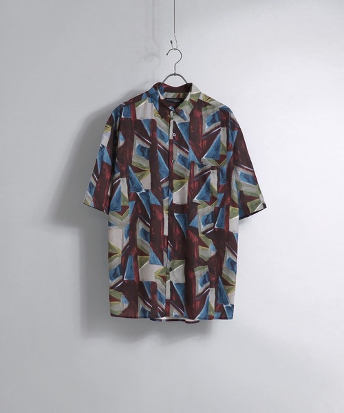 Confirm（コンファーム）の「ルーズシルエット 総柄 プリント 半袖シャツ 【Confirm】（シャツ/ブラウス・メンズ・ブラック/チャコールグレー/ブラウン/ベージュ/ブラック系その他/ワイン/ホワイト/ブラック系その他2/ミント/グレー・M/L）」の10枚目の写真