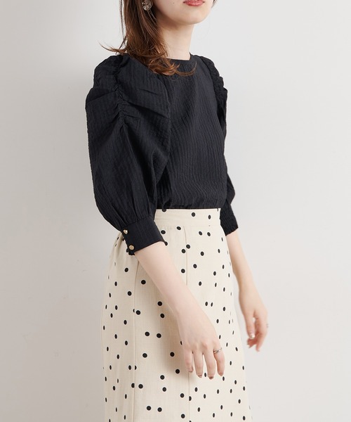 natural couture(ナチュラルクチュール)の「【WEB限定カラー有り】袖ギャザースリーブブラウス(Tシャツ/カットソー・レディース・オフホワイト/ブラック/オレンジ/その他1/その他2・FREE)」の13枚目の写真