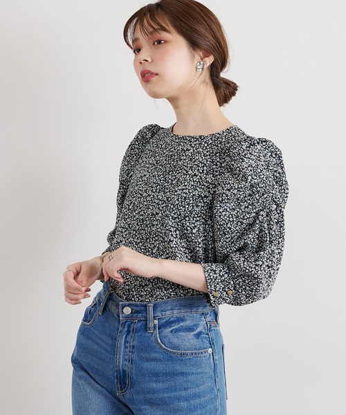 natural couture(ナチュラルクチュール)の「【WEB限定カラー有り】袖ギャザースリーブブラウス(Tシャツ/カットソー・レディース・オフホワイト/ブラック/オレンジ/その他1/その他2・FREE)」の14枚目の写真