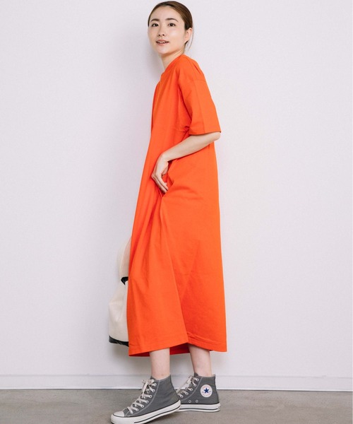 Chaco closet（チャコ クローゼット）の「サイドポケット付き半袖ロングマキシ丈ワンピース（ワンピース・レディース・ブラック/ベージュ/ネイビー/オレンジ/イエロー・FREE）」の5枚目の写真