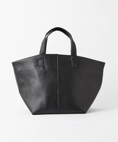 green label relaxing(グリーンレーベルリラクシング)の「SOFT FNZK 2WAY バッグ(ショルダーバッグ・レディース・ブラック/ベージュ/ブラウン/ケリー・FREE)」の1枚目の写真