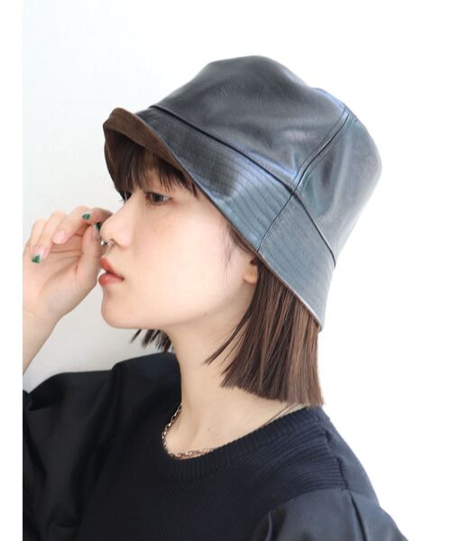 MURUA(ムルーア)の「リバーシブルバケットハット(ハット・レディース・ブラック/モカ・FREE)」の4枚目の写真