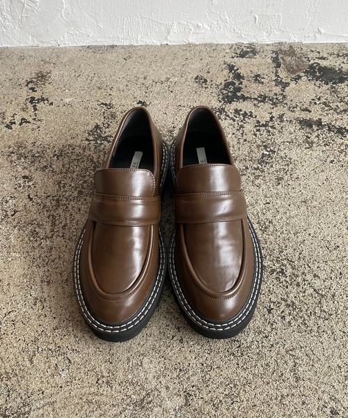 CAPRICIEUX LE'MAGE（カプリシューレマージュ）の「トラックソールローファー（ローファー・レディース・ブラック/ブラウン・39/37）」の3枚目の写真