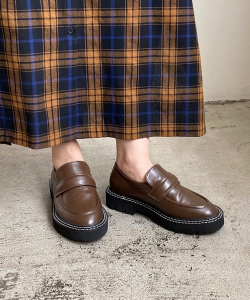 CAPRICIEUX LE'MAGE（カプリシューレマージュ）の「トラックソールローファー（ローファー・レディース・ブラック/ブラウン・39/37）」の10枚目の写真