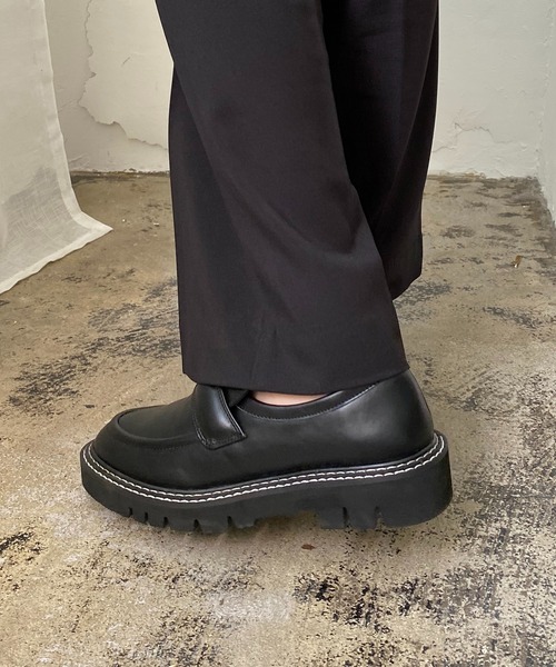 CAPRICIEUX LE'MAGE（カプリシューレマージュ）の「トラックソールローファー（ローファー・レディース・ブラック/ブラウン・39/37）」の15枚目の写真