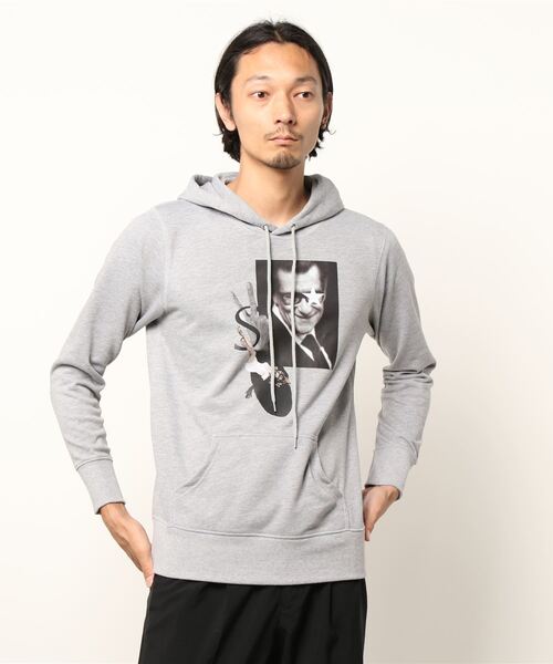 Kare/ME（カーミー）の「Kare/ME /カーミー/STAR PARKA/スターパーカー（パーカー・メンズ・ブラック/グレー/レッド・SMALL/MEDIUM/LARGE）」の3枚目の写真