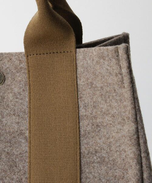 VIOLAd'ORO(ヴィオラドーロ)の「<VIOLAd’ORO>GINO ミドルフェルト トートバッグ -2WAY-◆(トートバッグ・レディース・オフホワイト/モカ・FREE)」の11枚目の写真