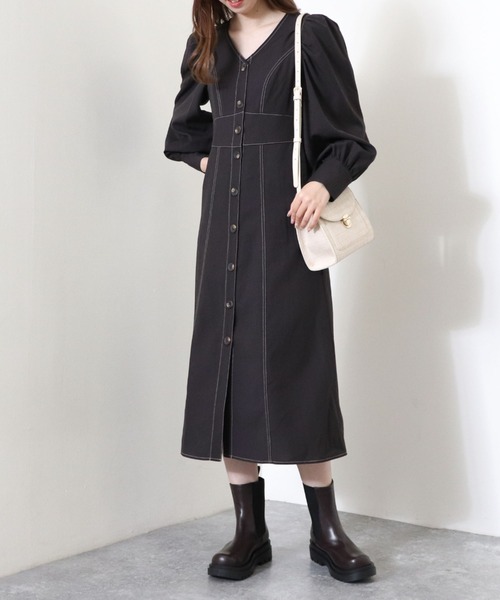 archives(アルシーヴ)の「配色ステッチIラインワンピース(ワンピース・レディース・ブラウン/ベージュ/グレイッシュベージュ・MEDIUM)」の2枚目の写真