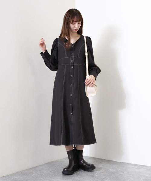 archives(アルシーヴ)の「配色ステッチIラインワンピース(ワンピース・レディース・ブラウン/ベージュ/グレイッシュベージュ・MEDIUM)」の6枚目の写真