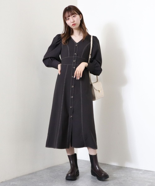 archives(アルシーヴ)の「配色ステッチIラインワンピース(ワンピース・レディース・ブラウン/ベージュ/グレイッシュベージュ・MEDIUM)」の5枚目の写真