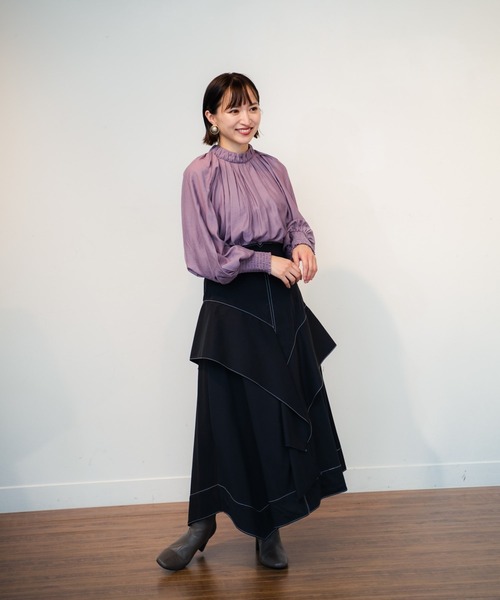 LADYMADE(レディメイド)の「ギャザースタンドカラーシャーリングカフスブラウス(シャツ/ブラウス・レディース・ベージュ/パープル/アイボリー・FREE)」の7枚目の写真