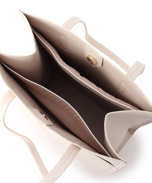 OPAQUE.CLIP（オペークドットクリップ）の「◆スクエアタテA4トートバッグ【A4サイズ収納可・軽量・抗菌防臭裏地使用】（トートバッグ・レディース・ブラック/グレー/ライトグリーン/オフホワイト・00）」の16枚目の写真