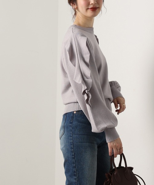 natural couture（ナチュラルクチュール）の「ラッフルスリーブニット（ニット/セーター・レディース・ブラック/オフホワイト/ミント/ラベンダー・FREE）」の4枚目の写真