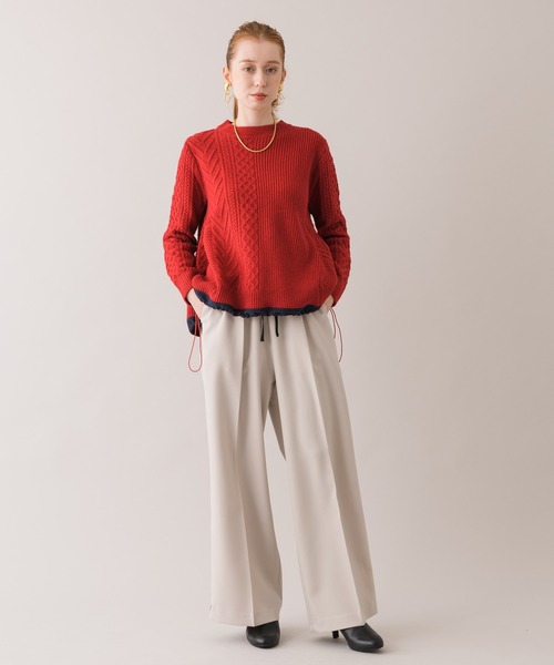 TRANOI(トラノイ)の「TRANOI ドロストケーブルニットクルー(ニット/セーター・レディース・ブラック/ベージュ/レッド・FREE)」の13枚目の写真