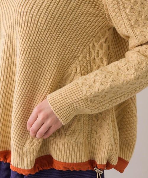 TRANOI(トラノイ)の「TRANOI ドロストケーブルニットクルー(ニット/セーター・レディース・ブラック/ベージュ/レッド・FREE)」の9枚目の写真