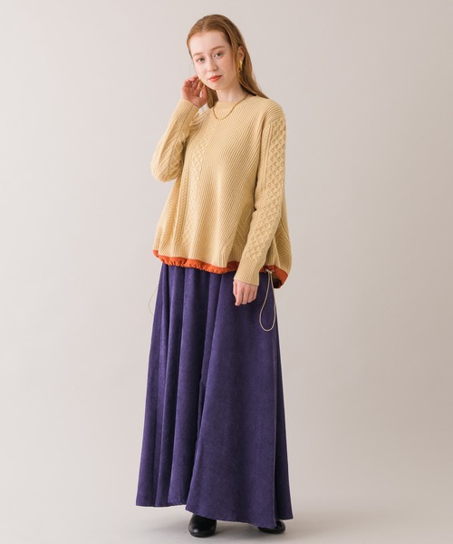 TRANOI(トラノイ)の「TRANOI ドロストケーブルニットクルー(ニット/セーター・レディース・ブラック/ベージュ/レッド・FREE)」の17枚目の写真