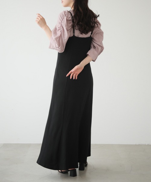 RAY CASSIN（レイカズン）の「スクエアネックパワショルブラウス（シャツ/ブラウス・レディース・ブラック/オフホワイト/オレンジ/ブルー/イエロー/ピンクベージュ/ライトカーキ・FREE）」の15枚目の写真