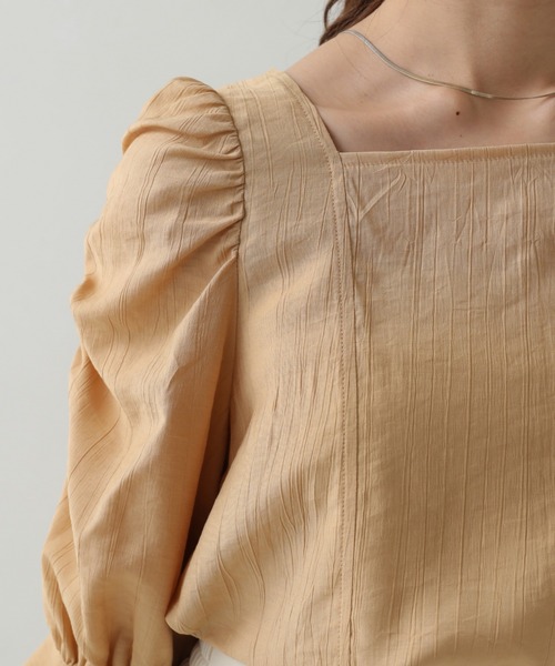 RAY CASSIN（レイカズン）の「スクエアネックパワショルブラウス（シャツ/ブラウス・レディース・ブラック/オフホワイト/オレンジ/ブルー/イエロー/ピンクベージュ/ライトカーキ・FREE）」の8枚目の写真