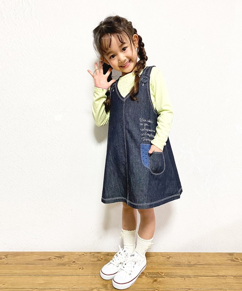 trois lapins kp（トロワラパンケーピー）の「デニムジャンパースカート(100-130cm)（ジャンパースカート・キッズ・ネイビー・100cm/110cm/120cm/130cm）」の8枚目の写真