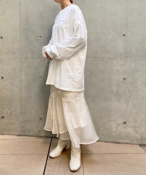 one after another NICE CLAUP(ワンアフターアナザーナイスクラップ)の「ロゴBIGロンT(Tシャツ/カットソー・レディース・ホワイト/ホワイト系その他/オフホワイト・FREE)」の18枚目の写真