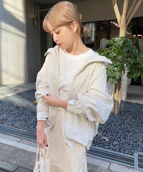 one after another NICE CLAUP(ワンアフターアナザーナイスクラップ)の「ロゴBIGロンT(Tシャツ/カットソー・レディース・ホワイト/ホワイト系その他/オフホワイト・FREE)」の22枚目の写真