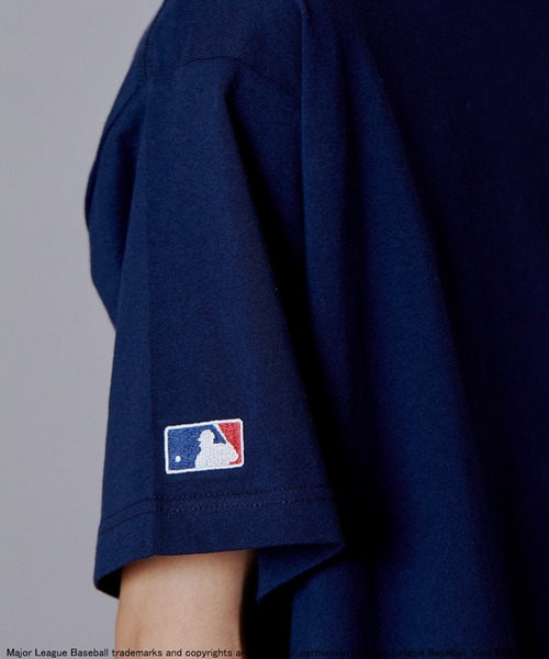 penguin BY MUNSINGWEAR（ペンギン バイ マンシングウェア）の「ペンギン バイ マンシングウェア MLB T－SHIRT メンズ レディース ユニセックス ウェア Tシャツ スポーツウェア MLBコラボ ゴルフ（Tシャツ/カットソー・メンズ・ネイビー/グレー/ホワイト・S/M/XL/L）」の9枚目の写真