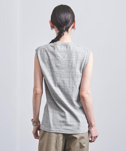 MADISON BLUE（マディソンブルー）の「＜MADISON BLUE（マディソンブルー）＞HELLO ロゴ ノースリーブ Tシャツ 22SS ■■■（Tシャツ/カットソー・レディース・ホワイト/ライトグレー・01）」の5枚目の写真