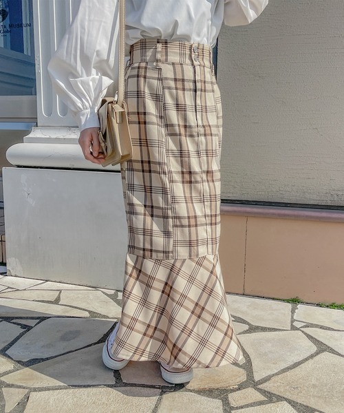 PairPair(ペアペア)の「イロイロマーメイドスカート(スカート・レディース・ブラック/オレンジ/アイボリー/ベージュ系/サックスブルー・フリー)」の17枚目の写真