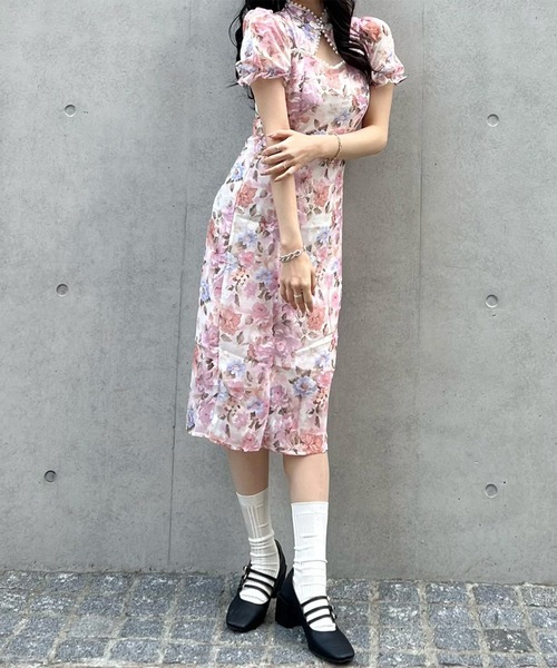 titty＆Co. PETIT by poyo（ティティーアンドコープティバイポヨ）の「【titty&Co.PETIT Produced by POYO】デコルテパールフラワーワンピース（ワンピース・レディース・マルチ・FREE）」の4枚目の写真