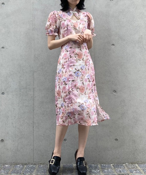 titty＆Co. PETIT by poyo（ティティーアンドコープティバイポヨ）の「【titty&Co.PETIT Produced by POYO】デコルテパールフラワーワンピース（ワンピース・レディース・マルチ・FREE）」の6枚目の写真