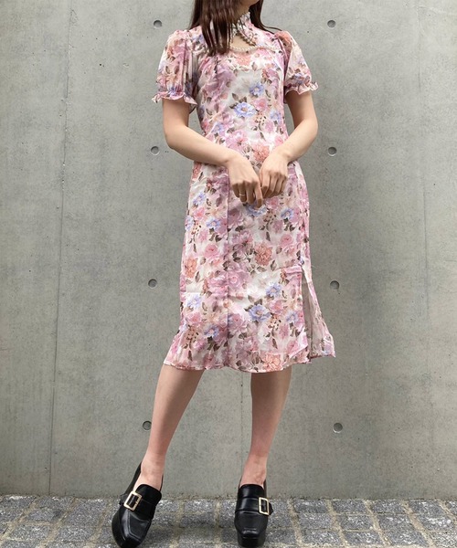 titty＆Co. PETIT by poyo（ティティーアンドコープティバイポヨ）の「【titty&Co.PETIT Produced by POYO】デコルテパールフラワーワンピース（ワンピース・レディース・マルチ・FREE）」の9枚目の写真