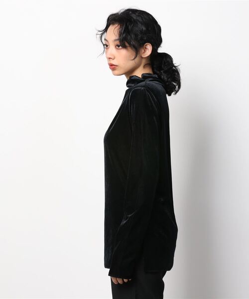 Uncut Bound(アンカットバウンド)の「CHIGNON(シニヨン) ベロアリブハイネック(Tシャツ/カットソー・レディース・ブラック・FREE)」の2枚目の写真
