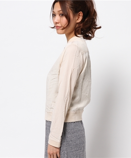 earth music&ecology（アースミュージックアンドエコロジー）の「リブブルゾン（ブルゾン・レディース・アイボリー/カーキ/ネイビー・MEDIUM/SMALL）」の5枚目の写真