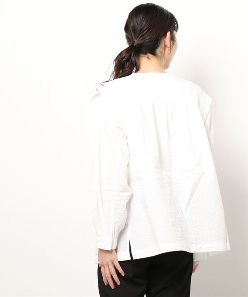 natural couture(ナチュラルクチュール)の「2WAYスリーブミリタリーシャツブルゾン(ブルゾン・レディース・オフホワイト/カーキ/ベージュ・FREE)」の4枚目の写真