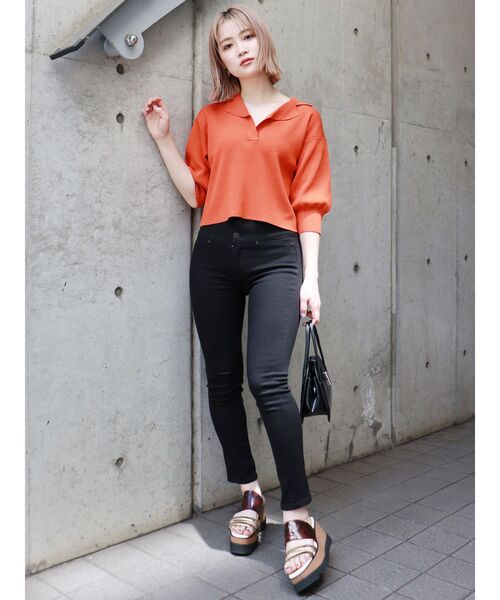 MURUA（ムルーア）の「ハイツイストハーフスリーブニットポロシャツ（ポロシャツ・レディース・アイボリー/グレー/ブラック/オレンジ/グリーン・FREE）」の21枚目の写真