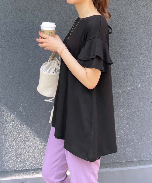KOBE LETTUCE(コウベレタス)の「選べる2タイプ バックリボンカットソートップス(Tシャツ/カットソー・レディース・オフホワイト/ブラック/ピンク/ブルー/ホワイト系/ブラック系/ブルー系/ピンク系・1/2)」の4枚目の写真