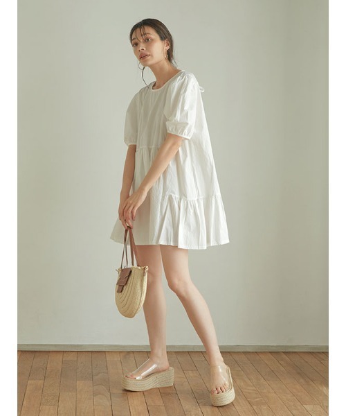 ACYM（アシーム）の「Back tie mini ワンピース【ZOZO限定カラー：ホワイト】（ワンピース・レディース・ホワイト/ブラック/ベージュ・FREE）」の5枚目の写真