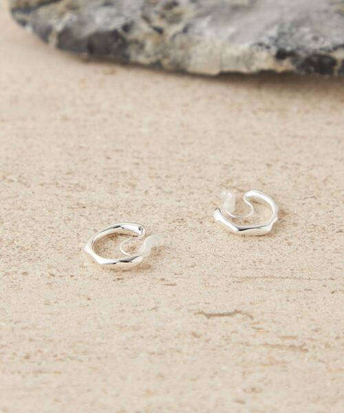 CITEN（シテン）の「＜CITEN＞ニュアンスフープ ノンホールピアス 両耳 イヤリング（イヤリング・レディース・シルバー/ゴールド・FREE）」の2枚目の写真
