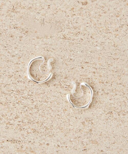 CITEN（シテン）の「＜CITEN＞ニュアンスフープ ノンホールピアス 両耳 イヤリング（イヤリング・レディース・シルバー/ゴールド・FREE）」の5枚目の写真