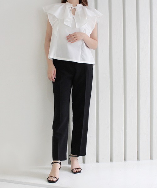 MODE ROBE（モードローブ）の「ダブルフリルノースリーブブラウス（シャツ/ブラウス・レディース・ブラック/ホワイト/ブルー・FREE）」の12枚目の写真