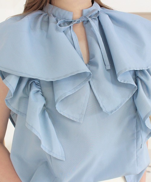 MODE ROBE（モードローブ）の「ダブルフリルノースリーブブラウス（シャツ/ブラウス・レディース・ブラック/ホワイト/ブルー・FREE）」の9枚目の写真