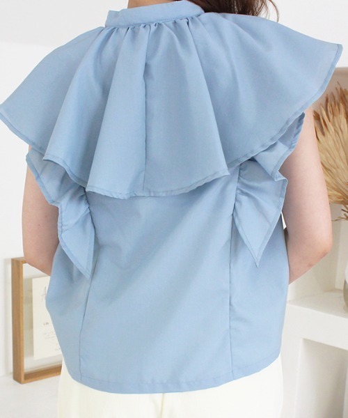 MODE ROBE（モードローブ）の「ダブルフリルノースリーブブラウス（シャツ/ブラウス・レディース・ブラック/ホワイト/ブルー・FREE）」の5枚目の写真