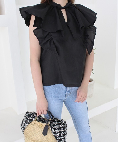 MODE ROBE（モードローブ）の「ダブルフリルノースリーブブラウス（シャツ/ブラウス・レディース・ブラック/ホワイト/ブルー・FREE）」の22枚目の写真